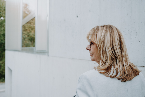 ==>  lernen Sie Gudrun Helm näher kennen